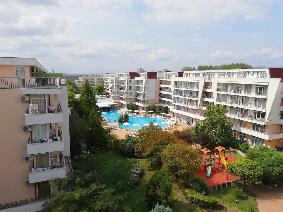 Apartment Daisy Grand Kamelia 阳光海滩 外观 照片