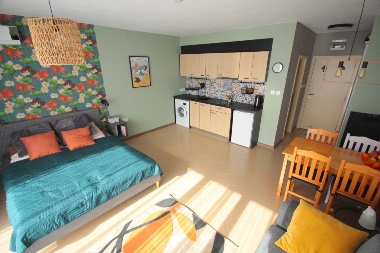 Apartment Daisy Grand Kamelia 阳光海滩 外观 照片